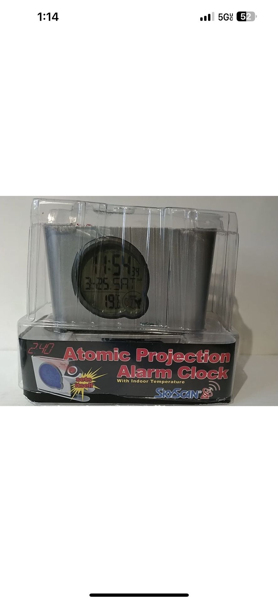 Atomic Projection Alarm Clock With Indoor Temperature