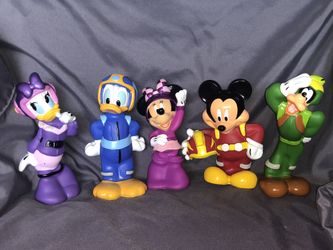 Disney Junior Roadtime Racers toys ! Daisy Duck, Donald Duck, Minnie Mouse, Mickey Mouse , Pluto! Large 5” tall , figurines, birthday cake toppers, E