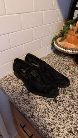 Mens dress shoes