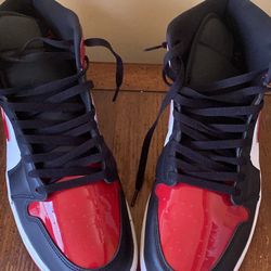 Jordan 1 Mid