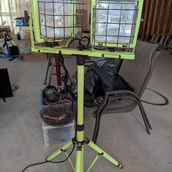 Halogen Dual Head Tripod Work Lighth
