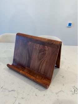 Recipe/tablet wooden holder