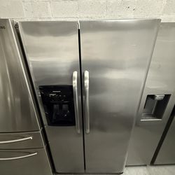 Frigidaire Side by side Refrigerator “36 ( Refrigeradores )