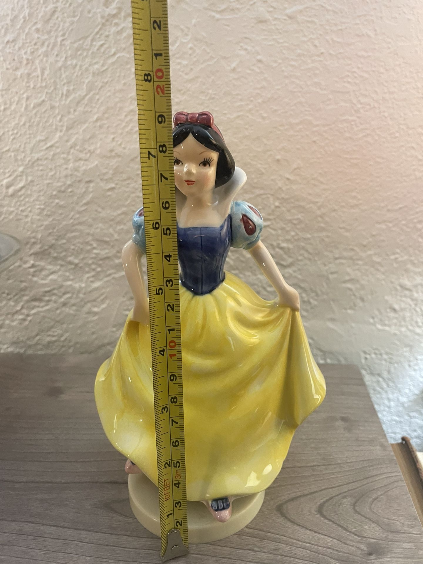 Vintages Musical Snow White