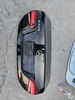 Mercedes Benz  A22 A35 A220  Trunk  Rear Oem 19 To 22