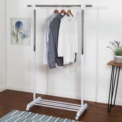New Clothes Hanging Rack 