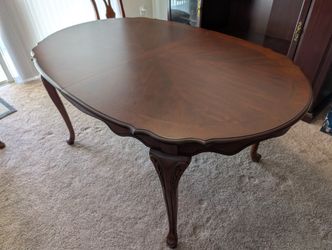Dining Table W/6 Chair