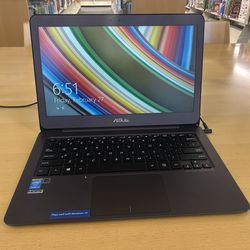 Laptop Computer/Asus Zenbook UX305f (13”)