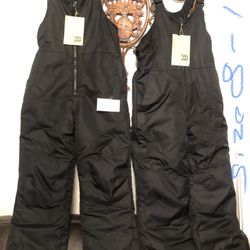 KIDS SNOW BIBS SIZE 8-10 ASKING 25 EACH CASH ONLY AVAILABLE