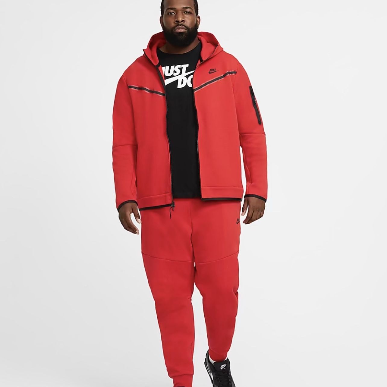 Red nike tech sweatsuit deals