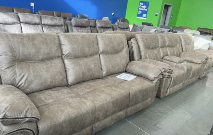 ! Reclining Sofas!