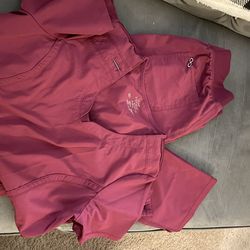 Cherokee women’s Scrubs Small