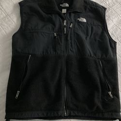 Men’s The North Face Black Vest, Size Large