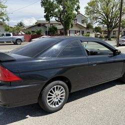 2005 honda civic 2 door 5 spd
