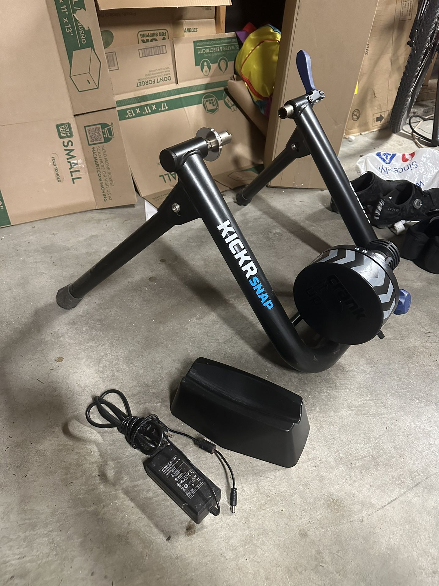 Wahoo Kicker Snap Bike Trainer