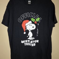 Gildan Adult Christmas Black Tee-shirt With Snoopy Size Large 