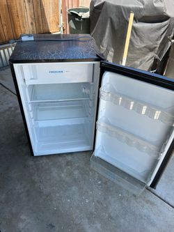 Mini Refrigerator