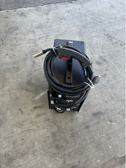 MIG130 gas-free welder with tubular thread, cooling fan