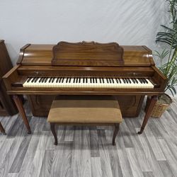Free Upright Piano – Professional Delivery Required – No Pickup