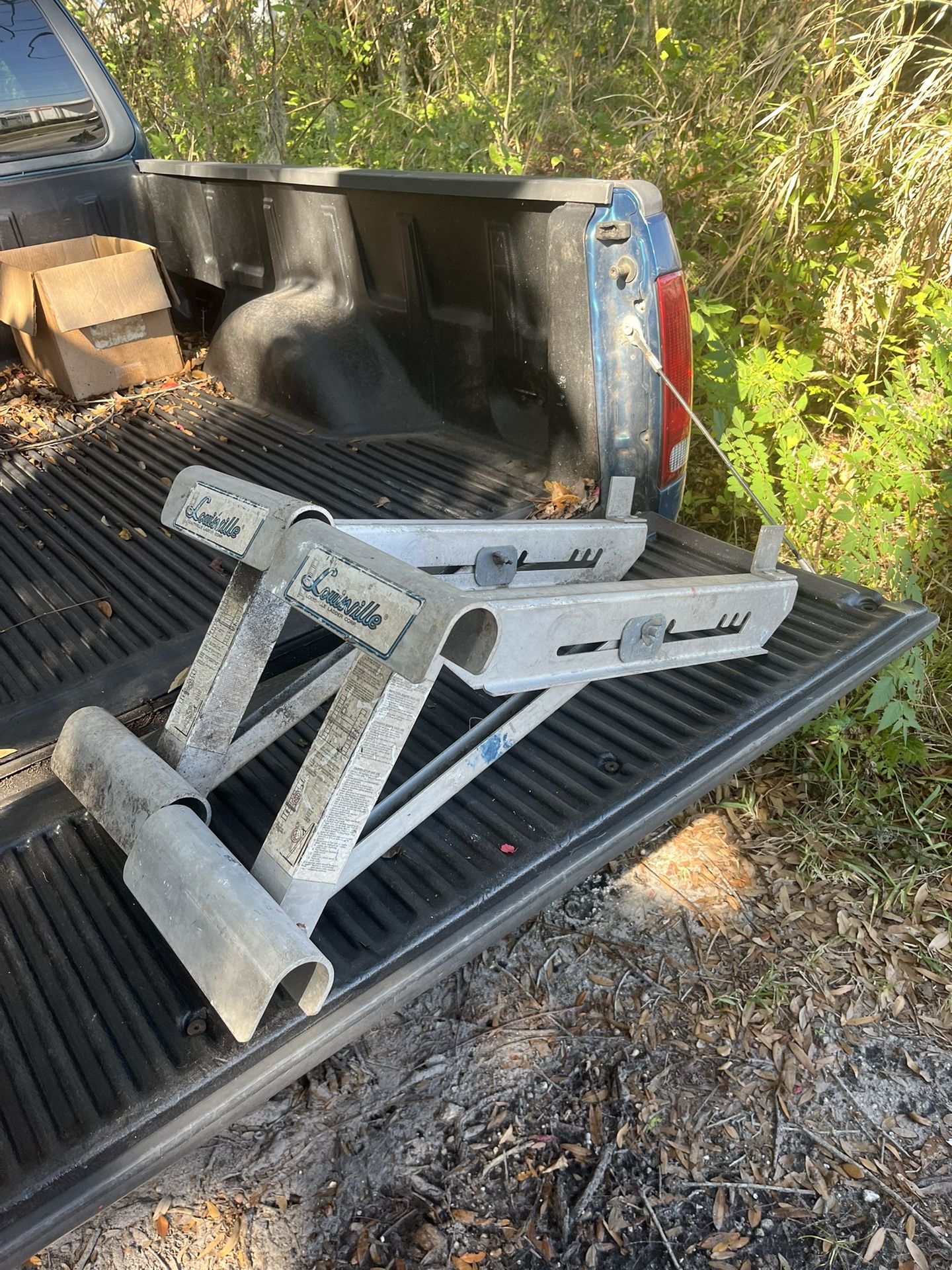 Pair Of Louisville Ladder Jacks