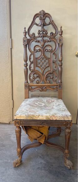 Halloween chair, Victorian chair $70 or best offer