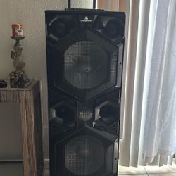 spiker    semi nueba   negra  luses  en  cluidas