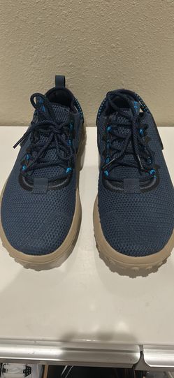 Under Armour Men's Fat Tire Venture Charged shoes. Size 11. Like New. Worn A Couple Of Times. $70