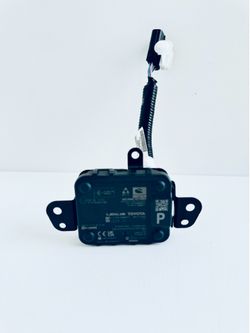 2023-25 TOYOTA/LEXUS RX FRONT MILLIMETER WAVE RADAR SENSOR OEM 88(contact info removed) (228)