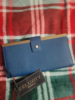 Deluxity Los Angeles Blue Clutch Wallet