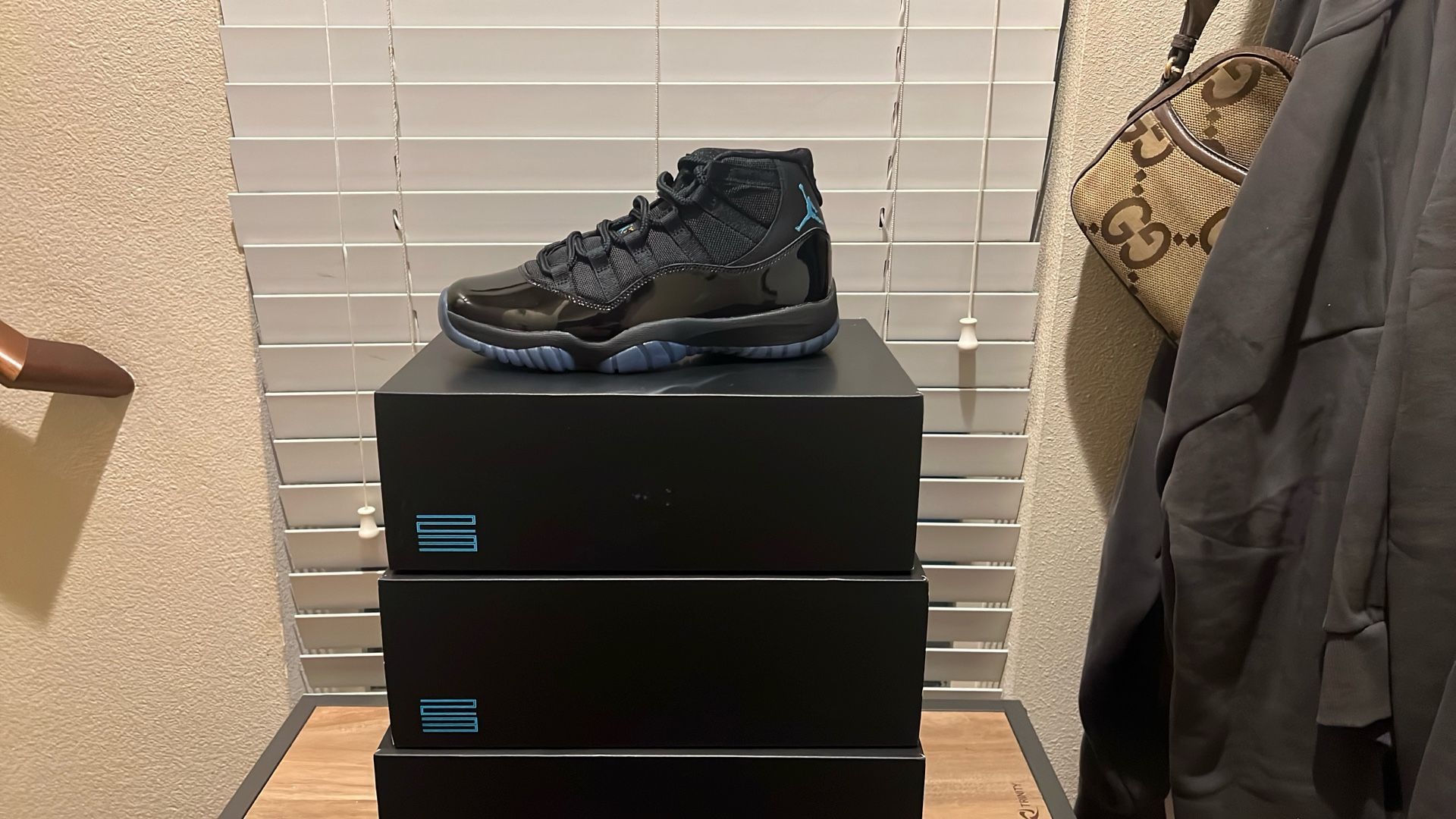 Gamma Jordan 11’s Black