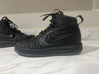 Nike (Duck)