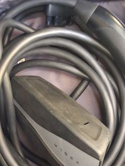 Tesla mobile charging kit