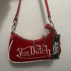 VON DUTCH SHOULDER PURSE