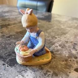 Denim days harvest helper figurine