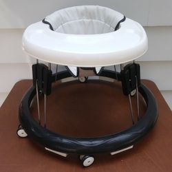Ajustable Baby Walker