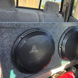 12" Jl Audio 12w1v3-d4  With Original Sealed Box 