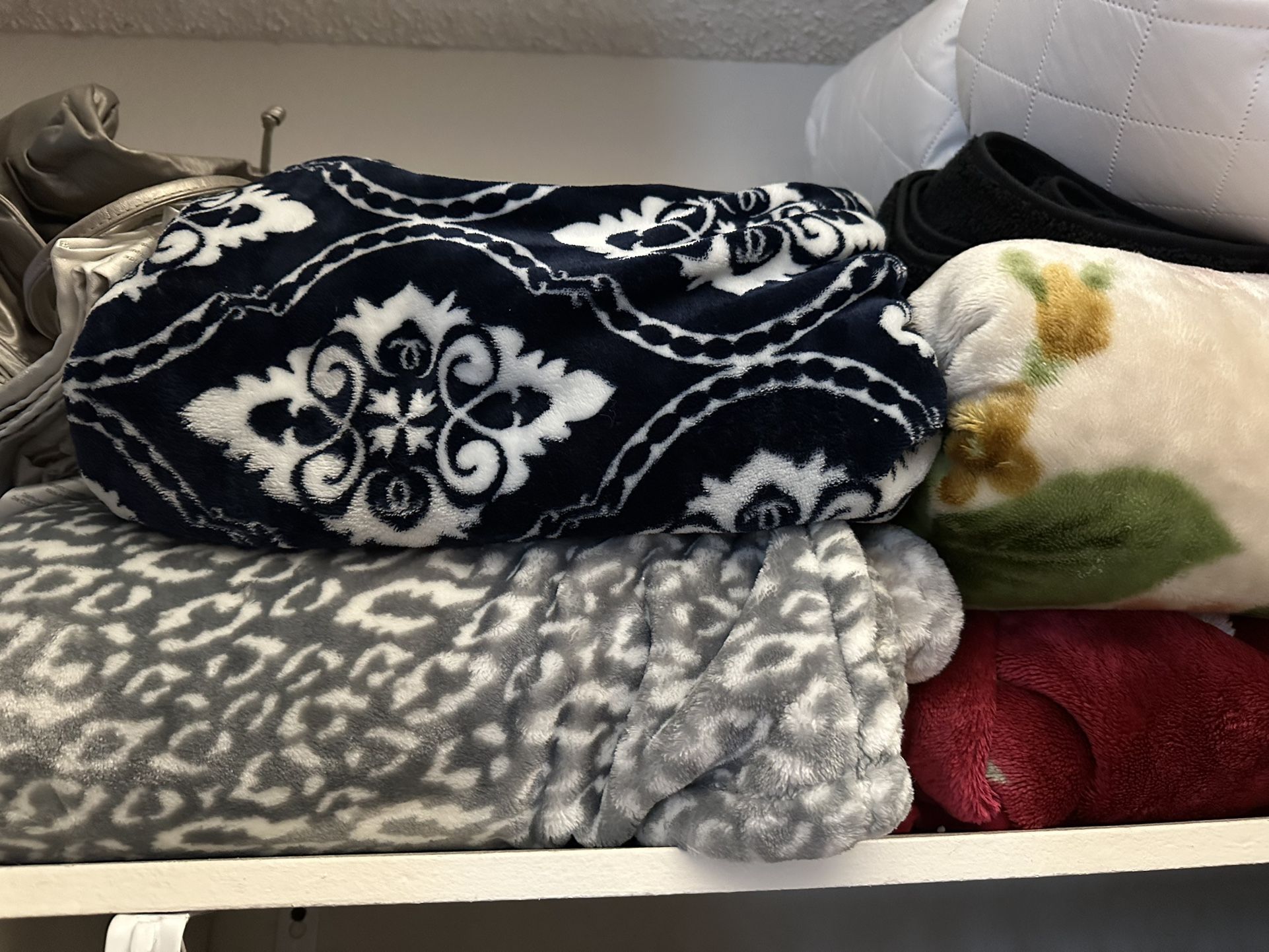 3 Blankets