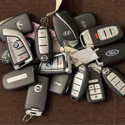 Car key Porsche key Toyota key fob Nissan key fob Bmw key fob Mercedes benz key fob Range rover key fob Chevrolet key fob Dodge key fob Honda key fob