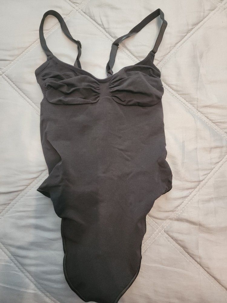 Seamless Sculpt Bodysuit - SKIMS