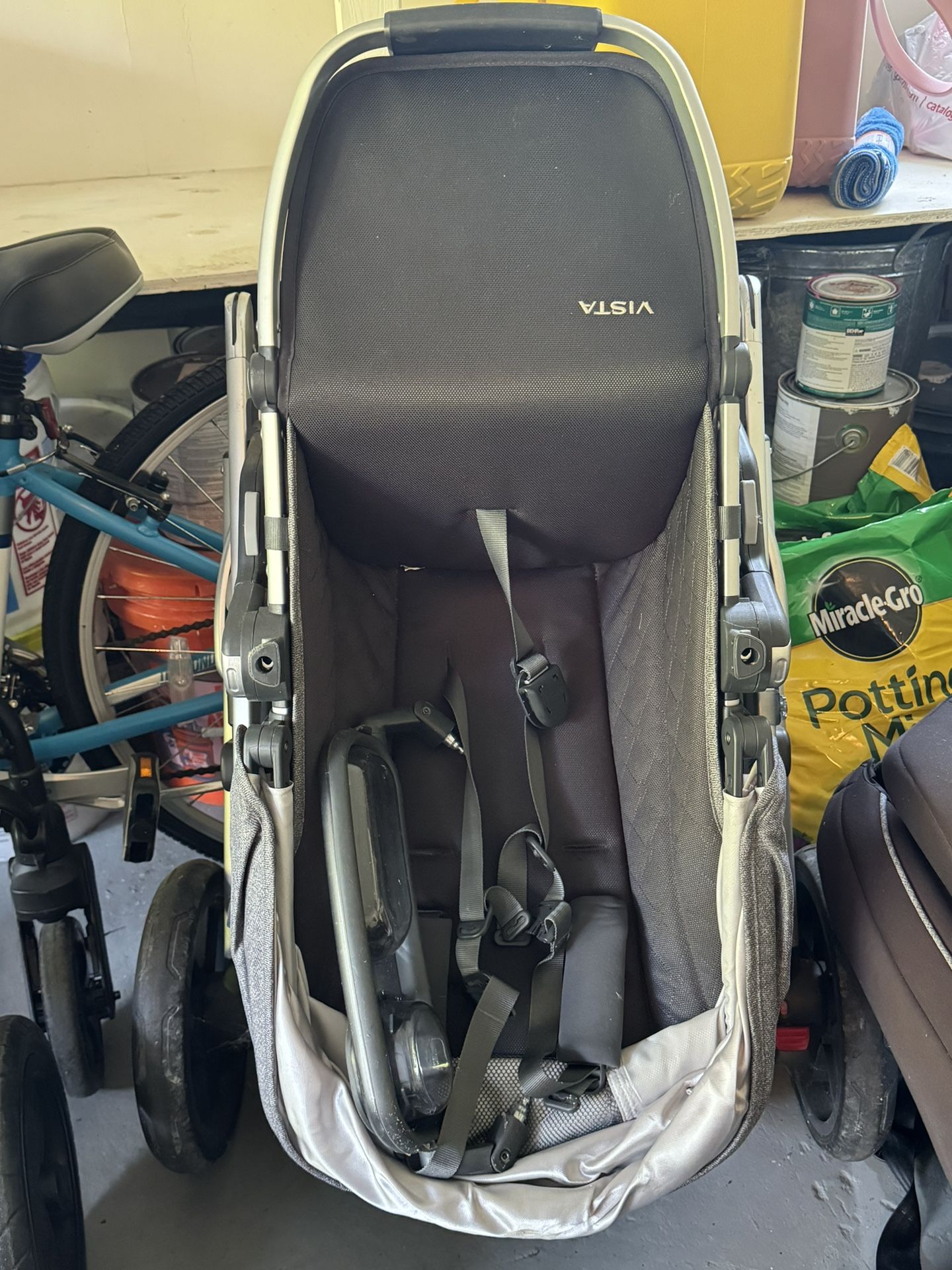 Vista Stroller With Toddler Seat