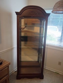 Curio cabinet