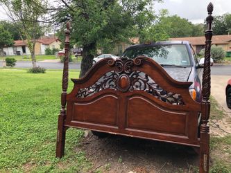 King Bedroom Set -Traditional European Style