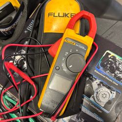 Fluke 373 Clamp Meter 