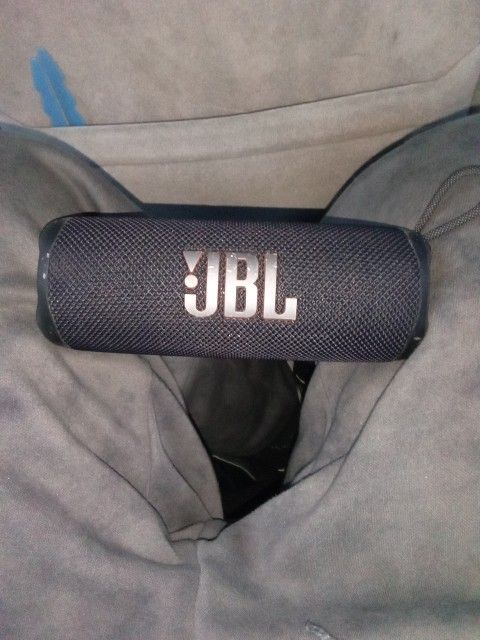 JBL Flip 6 Waterproof Portable Bluetooth Speaker $50