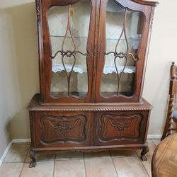 Beautiful Carved Wood Hutch