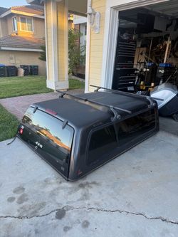 Leer Camper Shell