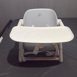 Eat & Go 2-in-1 Portable Folding Booster Chair