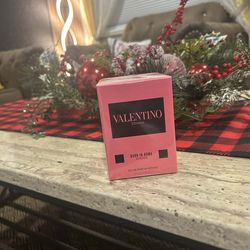 Valentino Donna perfume
