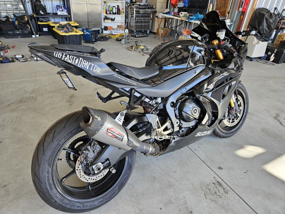 2023 Suzuki GSX-1000R