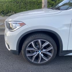 2017 BMW X1 Rim And Tire.